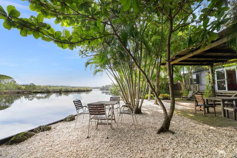 Aluna - Yamba Accommodation 0
