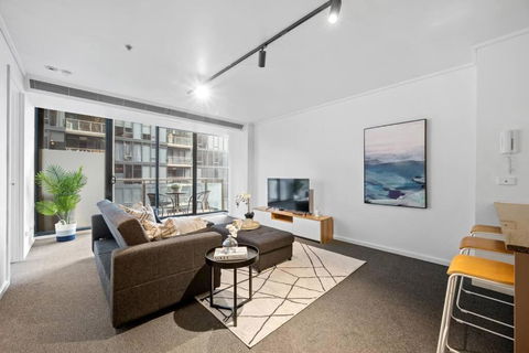 Amaya-Modern Southbank Living-Close To Crown & Yarra River - Yamba Accommodation 3