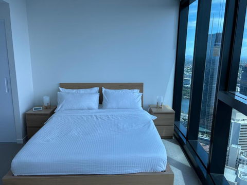 Amazing Views 60th Level Skytower 3 Bedrooms - Yamba Accommodation 3