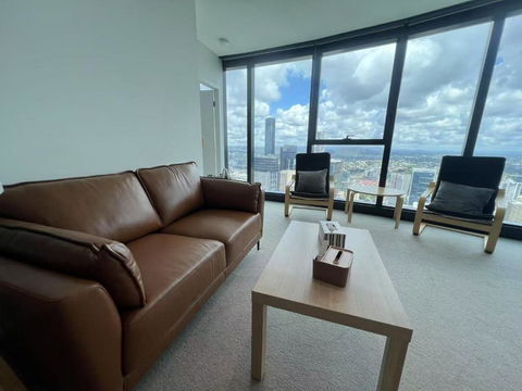 Amazing Views 60th Level Skytower 3 Bedrooms - Yamba Accommodation 2