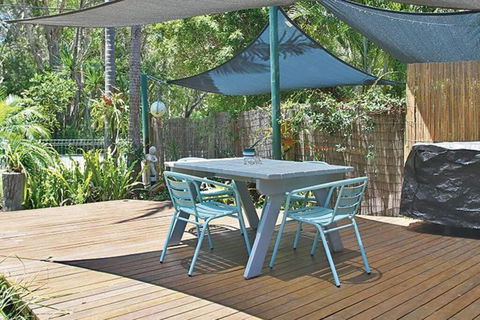 AMITY BEACH BUNGALOW - Yamba Accommodation 0