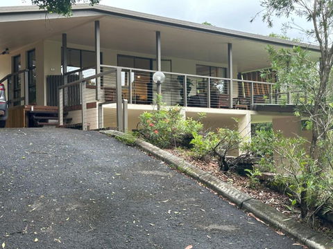 Amongst The Trees - Yamba Accommodation 1