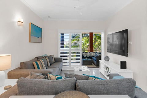 Amphora Palms - By Reef Stays - Yamba Accommodation 0