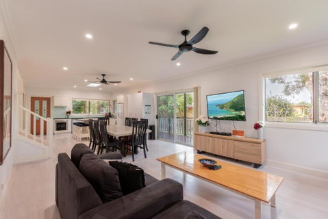 Anais Hat Head - Yamba Accommodation 1