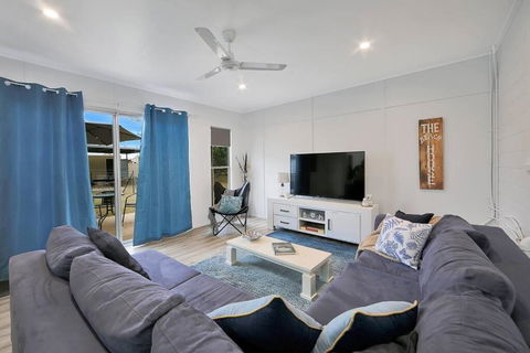 Anchors Away At Innes Park Opp Park & Beach Dogs Welcome Inside - Yamba Accommodation 2