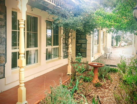 Angaston Lodge - Yamba Accommodation 2