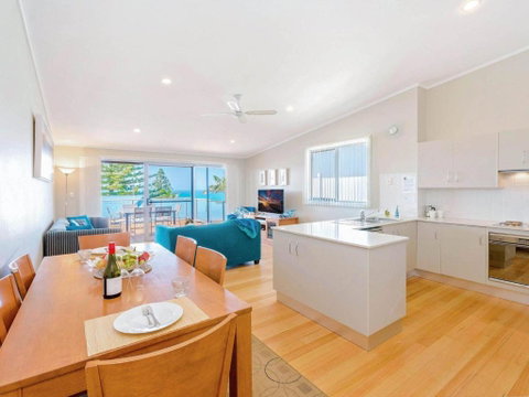Angourie Blue 4 - Yamba Accommodation 2