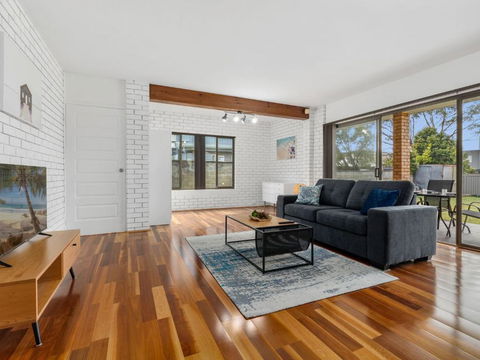 Ammos By Experience Jervis Bay - Yamba Accommodation 3