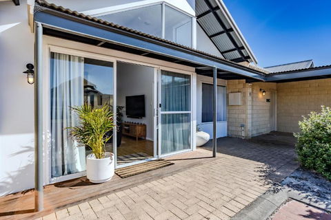 Albany Bayside By The BnB Collection - Yamba Accommodation 0