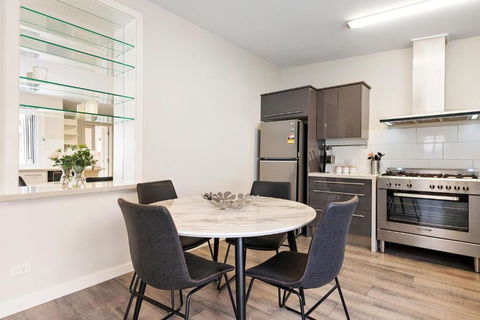 Azami - Charming Gilbert Cottage - Yamba Accommodation 1