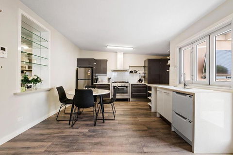 Azami - Charming Gilbert Cottage - Yamba Accommodation 2