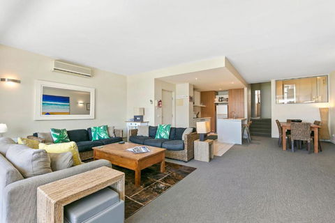 Apartment 20 Kalimna - Yamba Accommodation 4