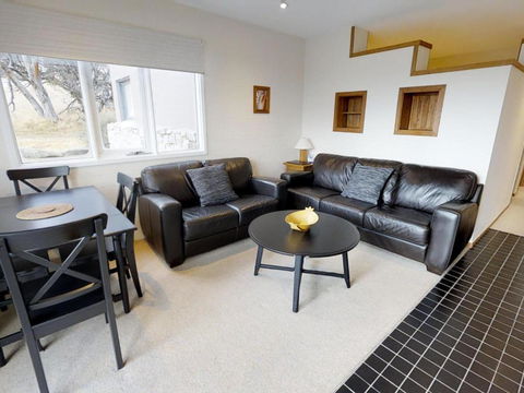 Apartment 3 And 4 The Stables Perisher - Yamba Accommodation 2