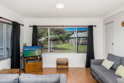 Apartment 4B - Yamba Accommodation 1