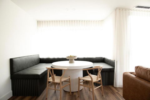 Apartment Two - Apartments On Gavan - Yamba Accommodation 3