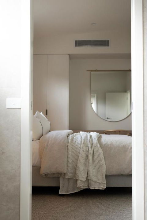 Apartment Two - Apartments On Gavan - Yamba Accommodation 4