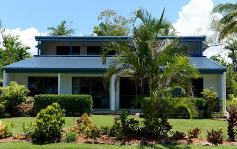 Apollo Jewel Beachfront Apartments - Yamba Accommodation 0