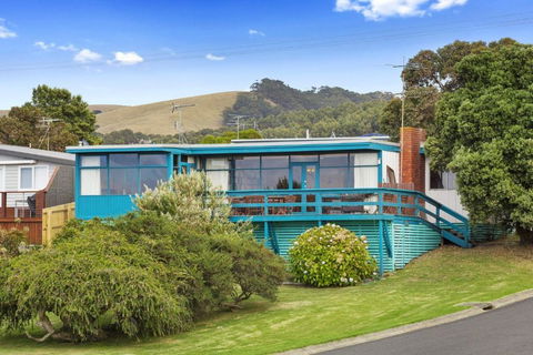 Aqua Blue - Yamba Accommodation 0