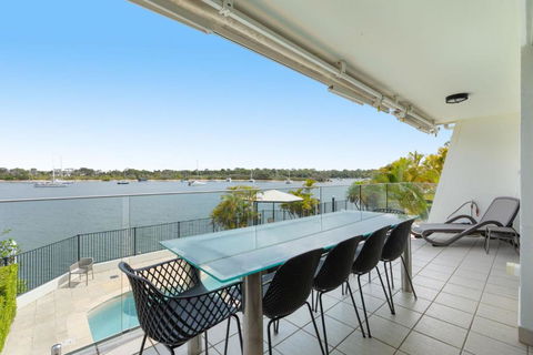 Aqua Linea 3 Noosa Parade 82 - Yamba Accommodation 1