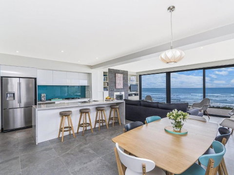 Aqua Mist - Yamba Accommodation 1