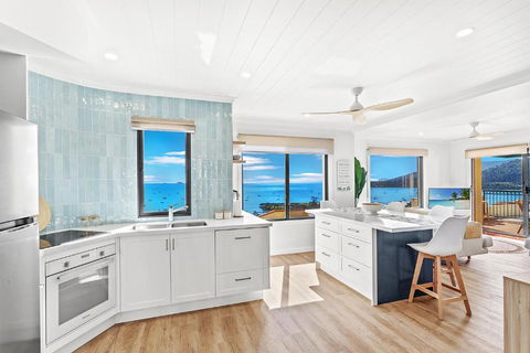 Aquarelle - Yamba Accommodation 2