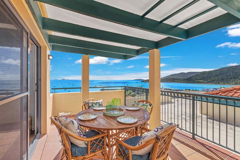 Aquarelle - Yamba Accommodation 1