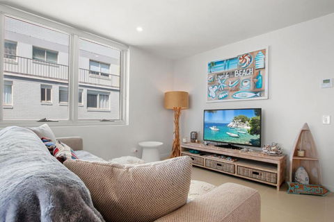 Aquaview Unit 604, 29 Canberra Tce, Kings Beach - Yamba Accommodation 1