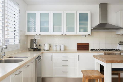 Arabella - 2 Bedroom Holiday House Nelson Bay - Yamba Accommodation 4