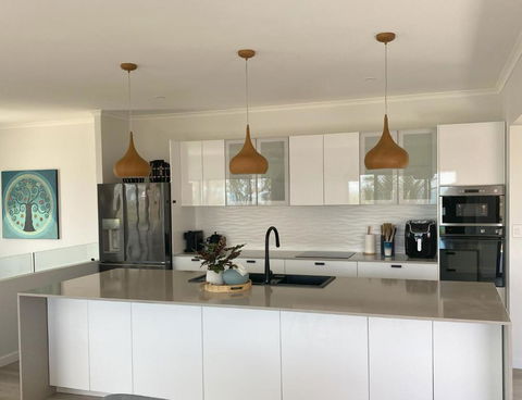 ARay At Cooee Bay - Apt A - Beach House Yeppoon - Yamba Accommodation 0