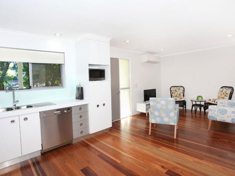 Arlington 1 Two Bedroom Unit Close To The Beach - Yamba Accommodation 2