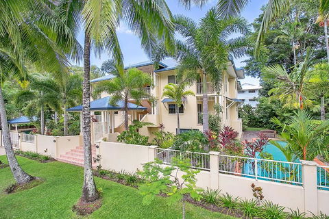 Arlington Apartments - Yamba Accommodation 2