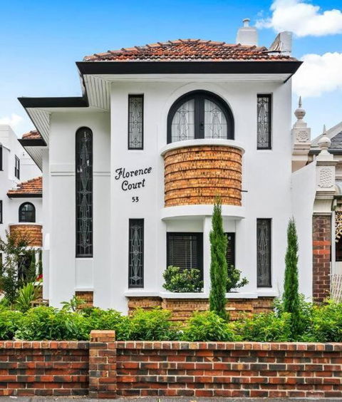 Art Deco Boutique Bespoke Brilliance & Beach&Park - Yamba Accommodation 0