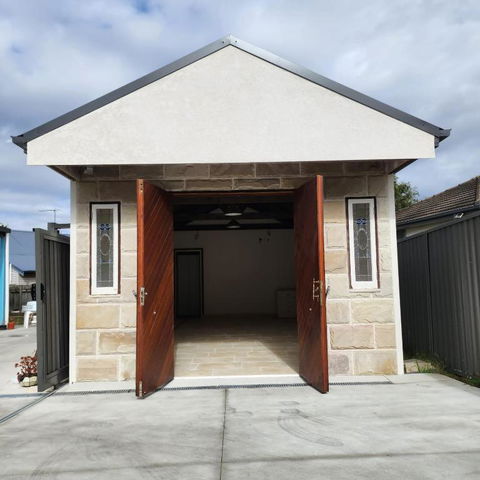 Artistic Private Studio, Parramatta - Yamba Accommodation 1