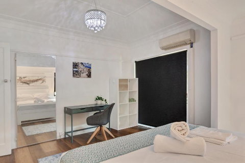 Ashgrove Home - Yamba Accommodation 4