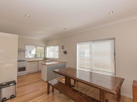 Aspect 1 8a Poley Cow Lane - Yamba Accommodation 3
