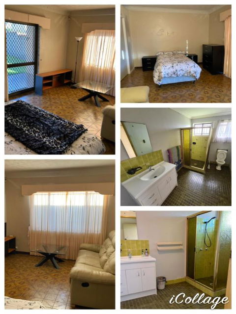Aspley Bedroom & Share Bathroom With Other Guests - Yamba Accommodation 4