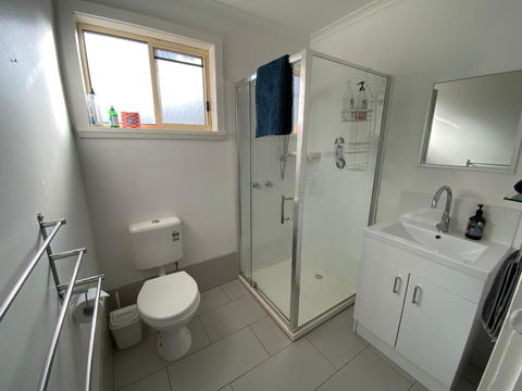 At HOME On HOLMES - Yamba Accommodation 4