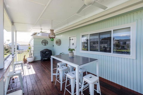 At The Beach Brooms Head-LJHooker Yamba - Yamba Accommodation 2
