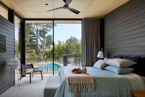 Atlas Retreat - Yamba Accommodation 3