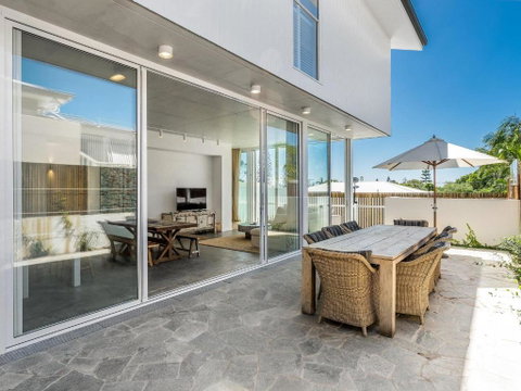 Audrey - Yamba Accommodation 2