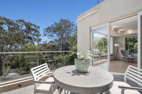 Audrey - Little Cove - Yamba Accommodation 2