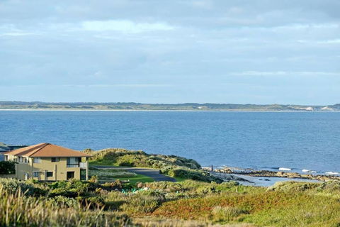 Augusta Beachfront - Watch The Whales Go By - Yamba Accommodation 0