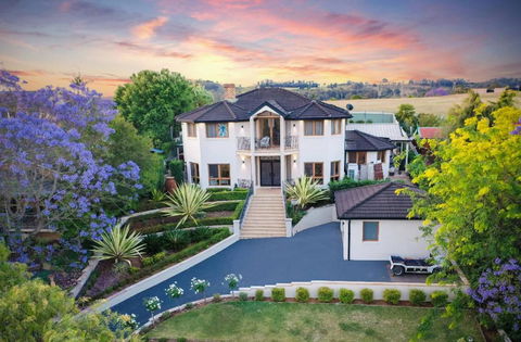 Aussie Escape Poolside Comfort And Relaxation - Yamba Accommodation 0