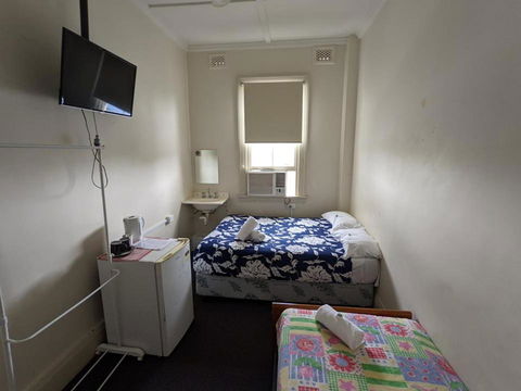 Australian Hotel - Yamba Accommodation 2