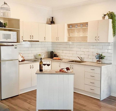 Autumn Beauty - Mountain View Cottage 3 - Yamba Accommodation 2