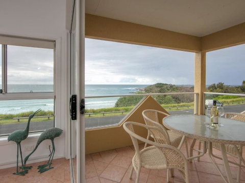 Avalon 1 - Yamba Accommodation 3