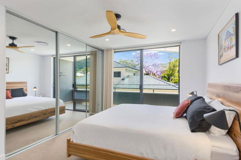 Avenue Escape - Contemporary Living At Corrimal - Yamba Accommodation 4