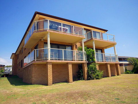Avilla Court 1 - Yamba Accommodation 3
