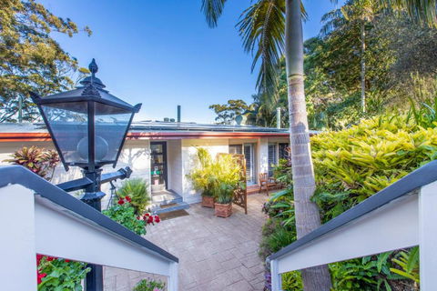 Avocado Sunset Bed & Breakfast - Yamba Accommodation 1