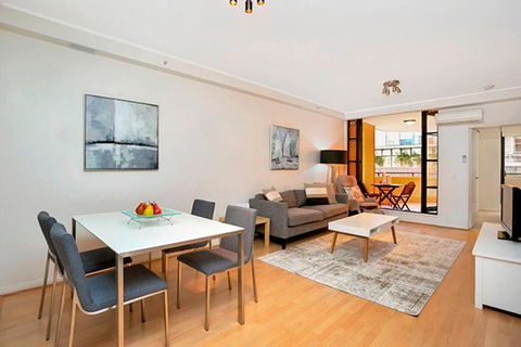 AX301 - Located In The Heart Of North Sydney - Yamba Accommodation 0